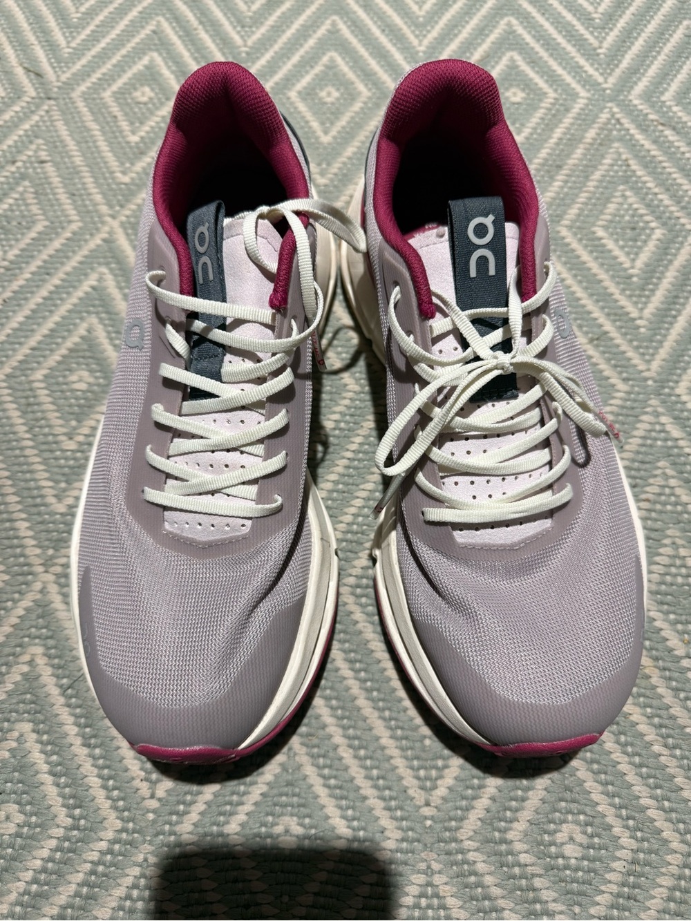ON CLOUDNOVA FORM 2 SNEAKERS